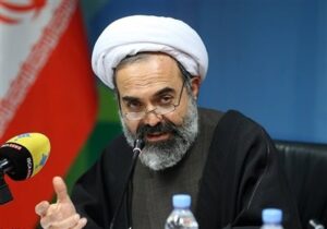 دانشگاهیان نقشه ضدفرهنگی دشمنان را خنثی کنند